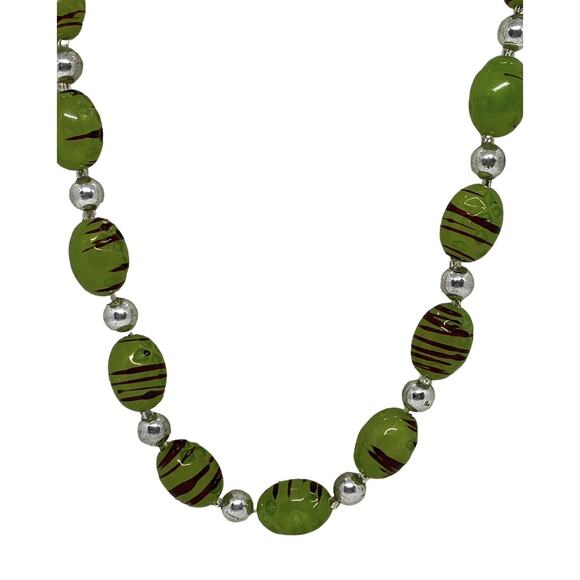 Fashion 33" Strand String Necklace Green Black Silver Plastic Beads Swirl Design - Picture 2 of 12
